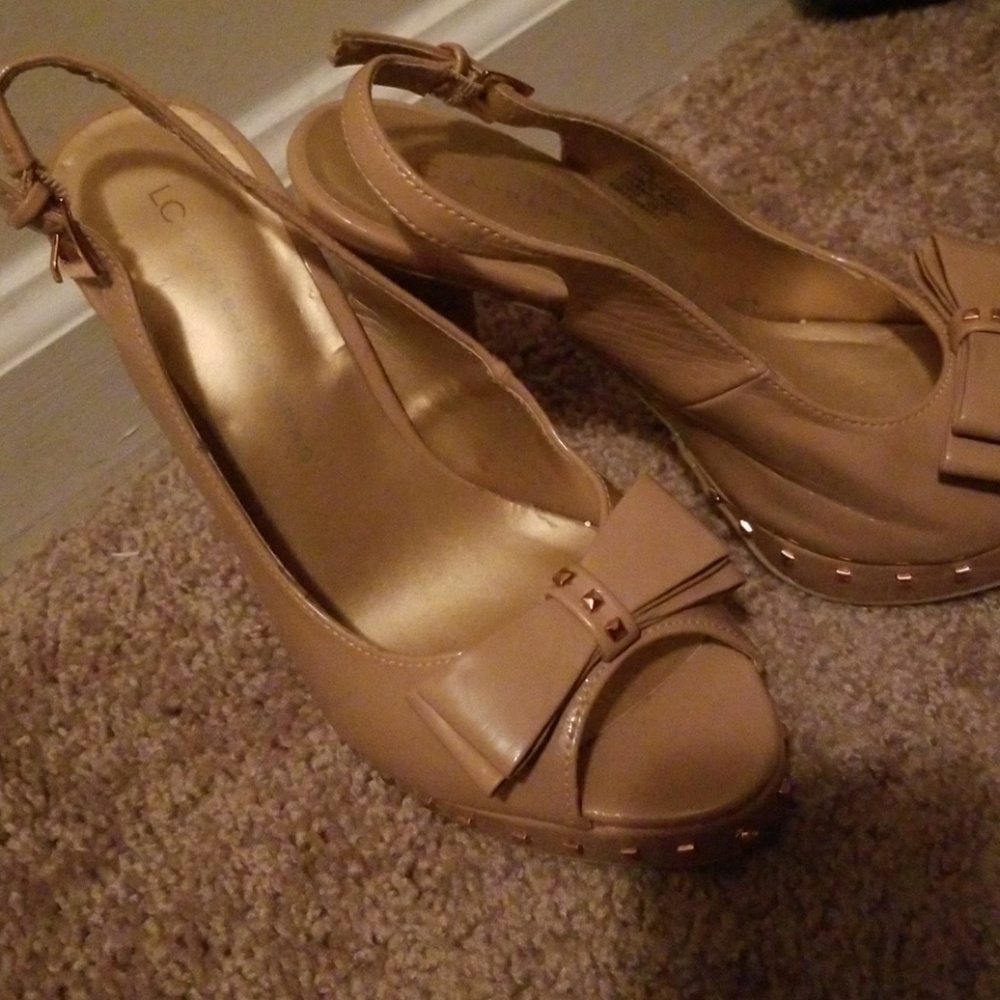 Tan heel - Picture 2 of 4